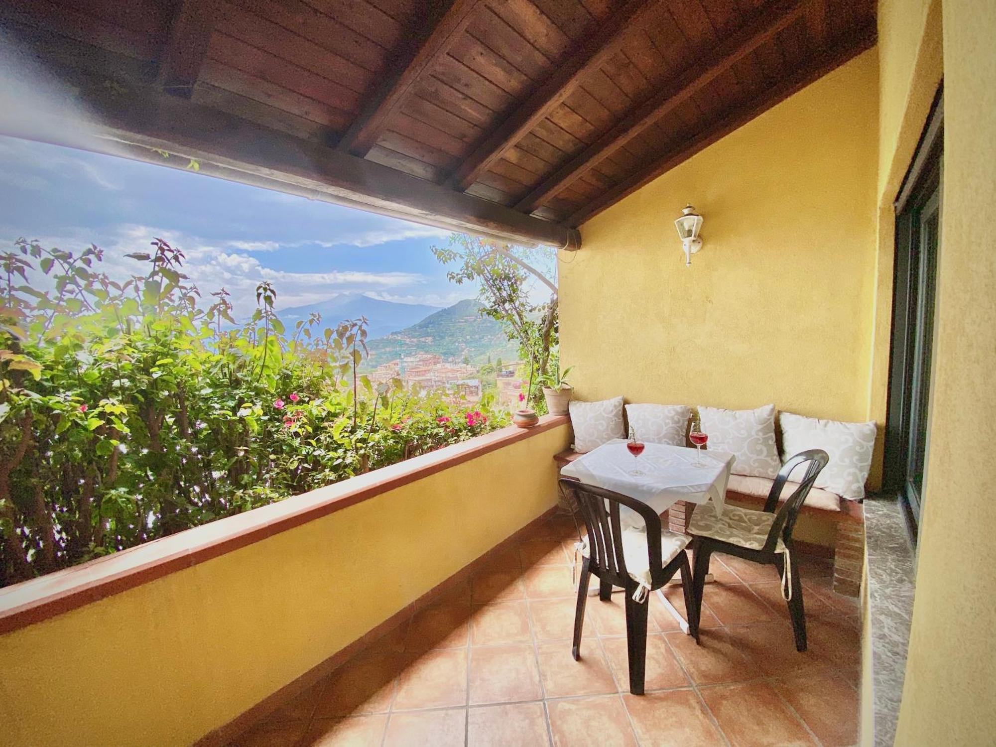 Bellavista Apartments Taormina Buitenkant foto