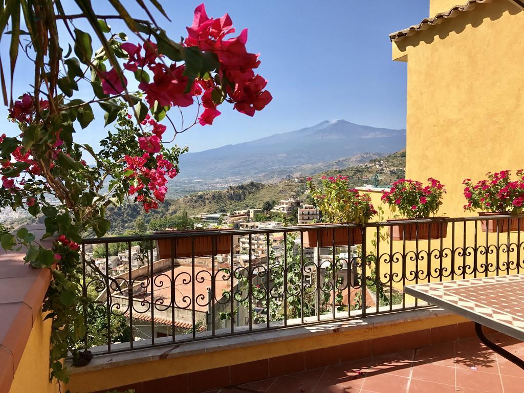 Bellavista Apartments Taormina Buitenkant foto